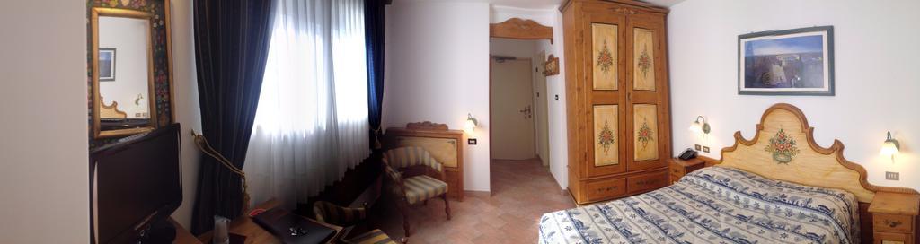 Park Hotel Mater Dei Pozza di Fassa Room photo