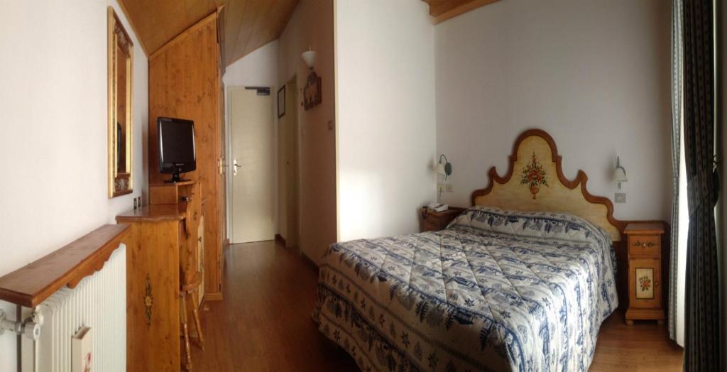 Park Hotel Mater Dei Pozza di Fassa Room photo