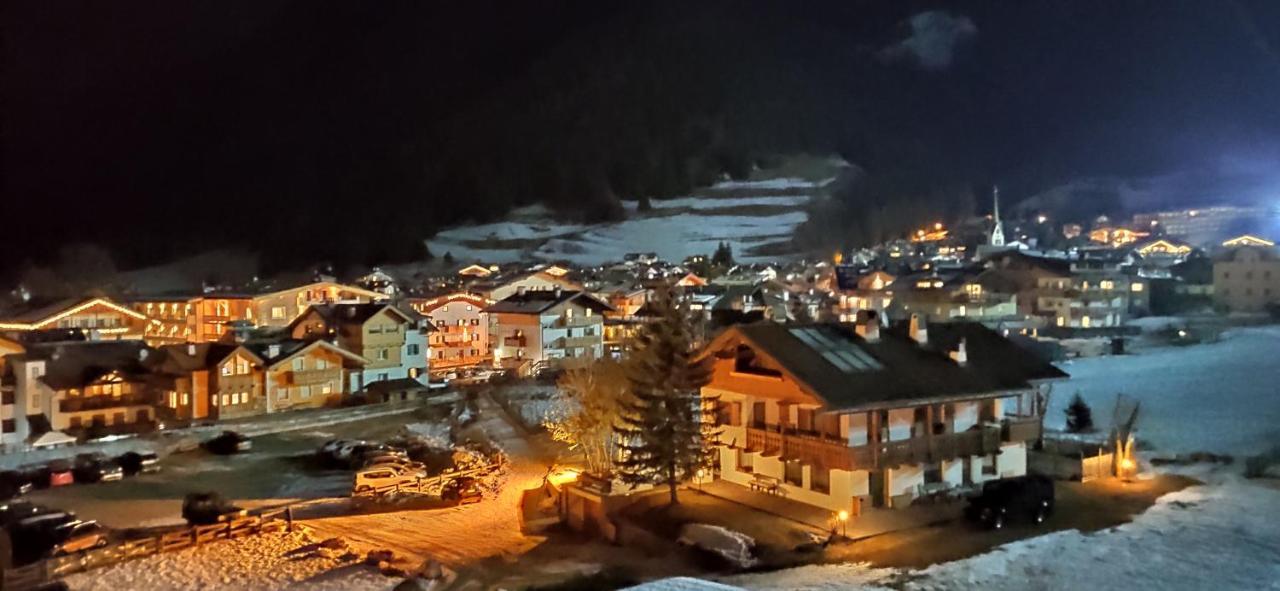 Park Hotel Mater Dei Pozza di Fassa Exterior photo